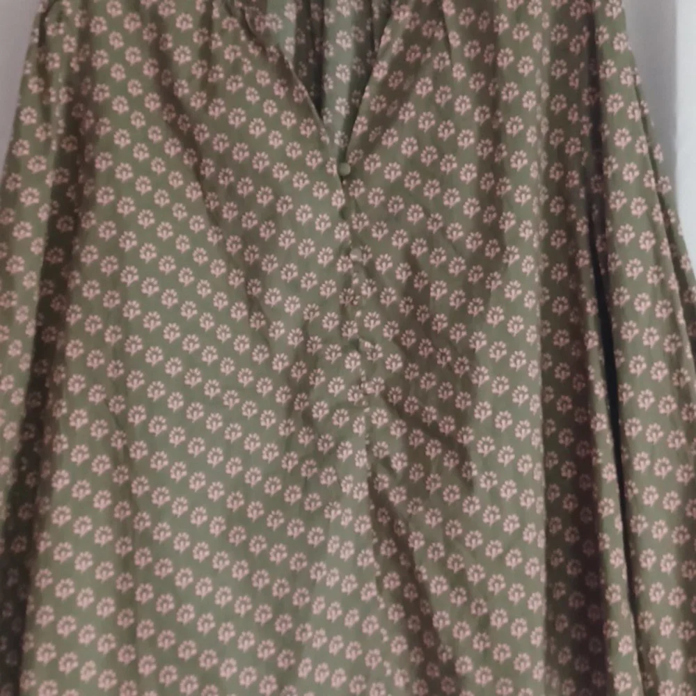 Avara Olive Green Pink Floral Long Balloon Sleeve Top, Split Neck Button Placket